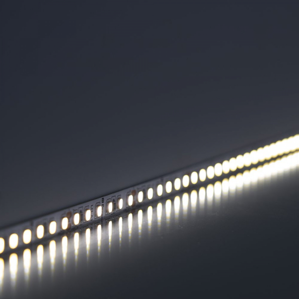 Светодиодная LED лента Feron LS502 180SMD(2835)/м 16Вт/м 24V 5000*10*1.22мм 4000К