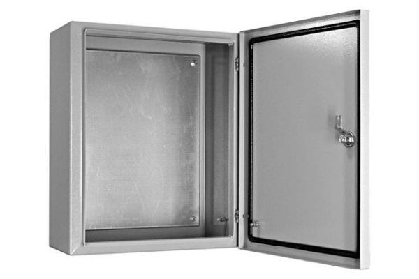 Щит с монтажной панелью ЩМП 08 IP54 (650х500х220) RUCELF